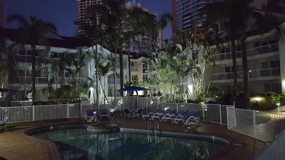 Chidori Court Aparthotel Gold Coast Buitenkant foto